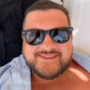 Meet your Posher, Robert